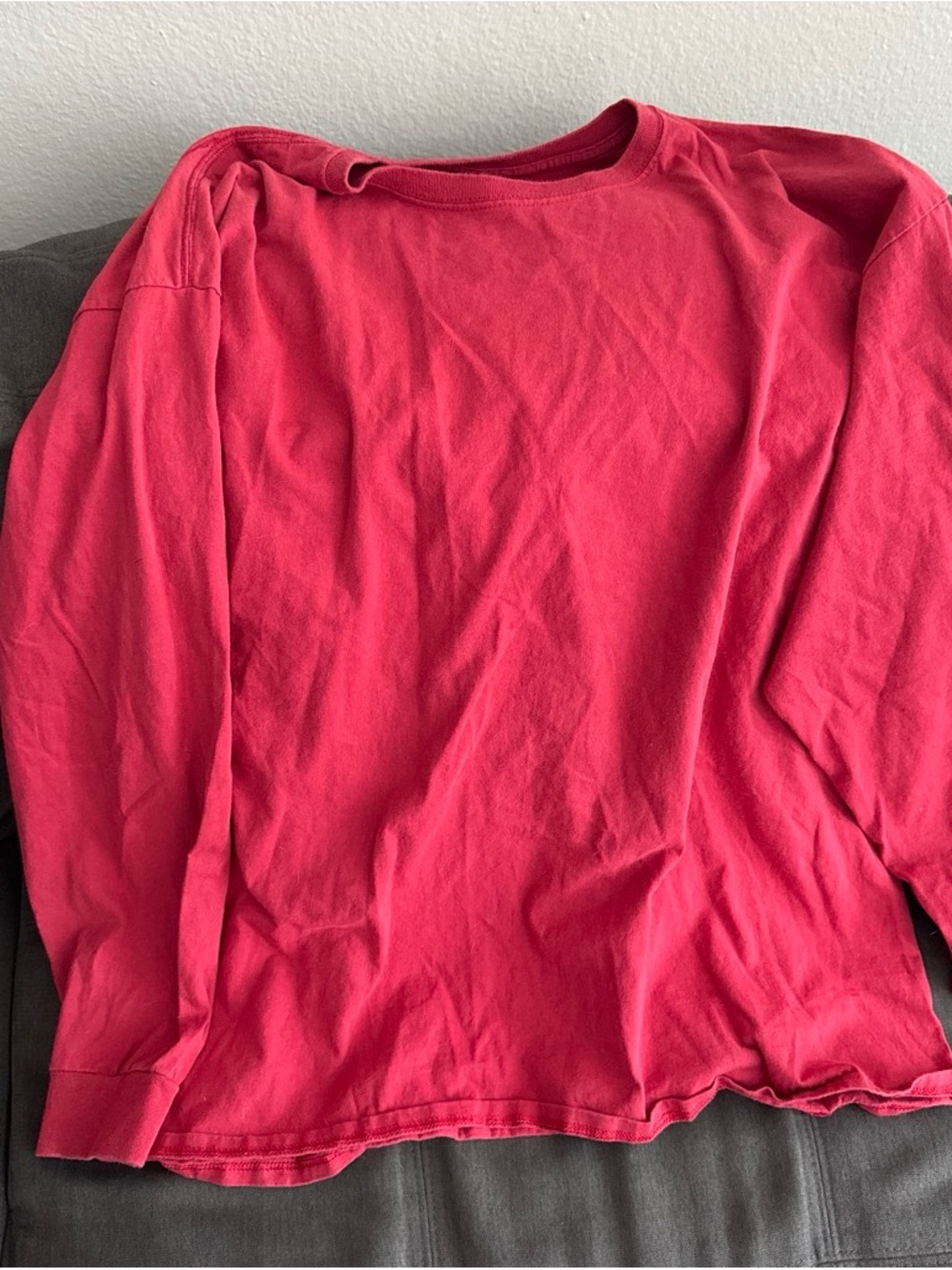 Men’s Long-Sleeve Crewneck Top